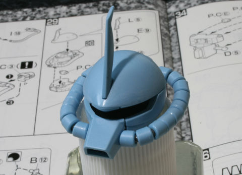 バンダイMG (1/100) グフカスタム