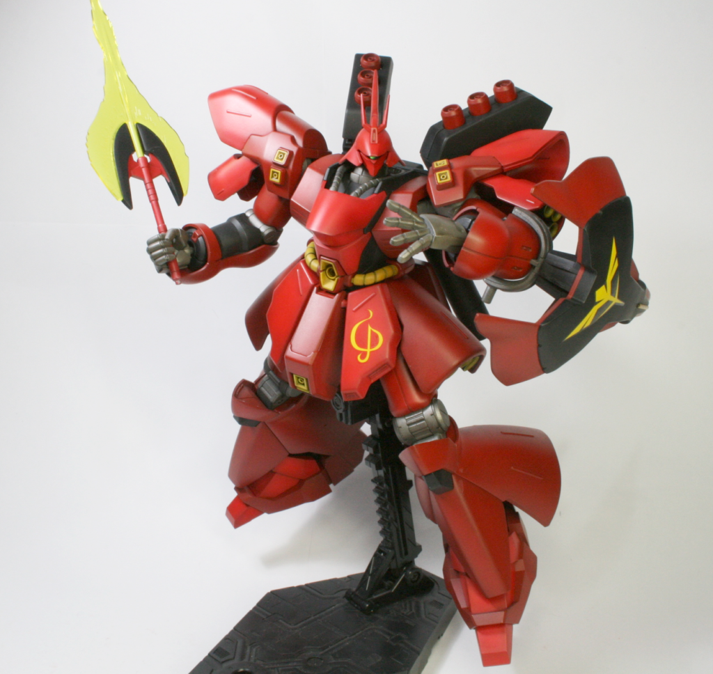 バンダイ HG サザビー 製作レビュー｜重厚塗装とモノアイ加工で1/144の