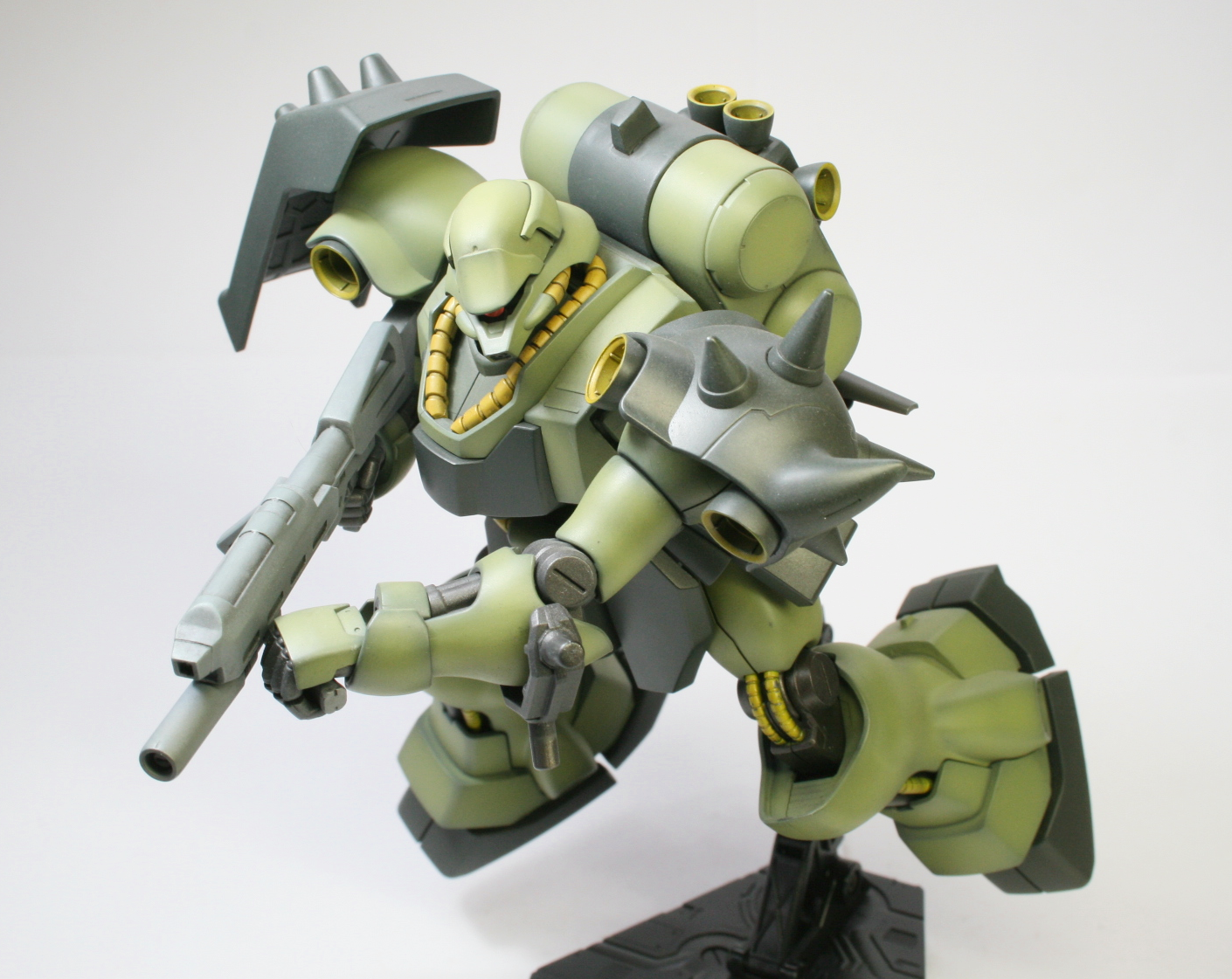 バンダイ HG（1/144） ギラ・ドーガ｜1/144の密度感を高める塗装レシピ