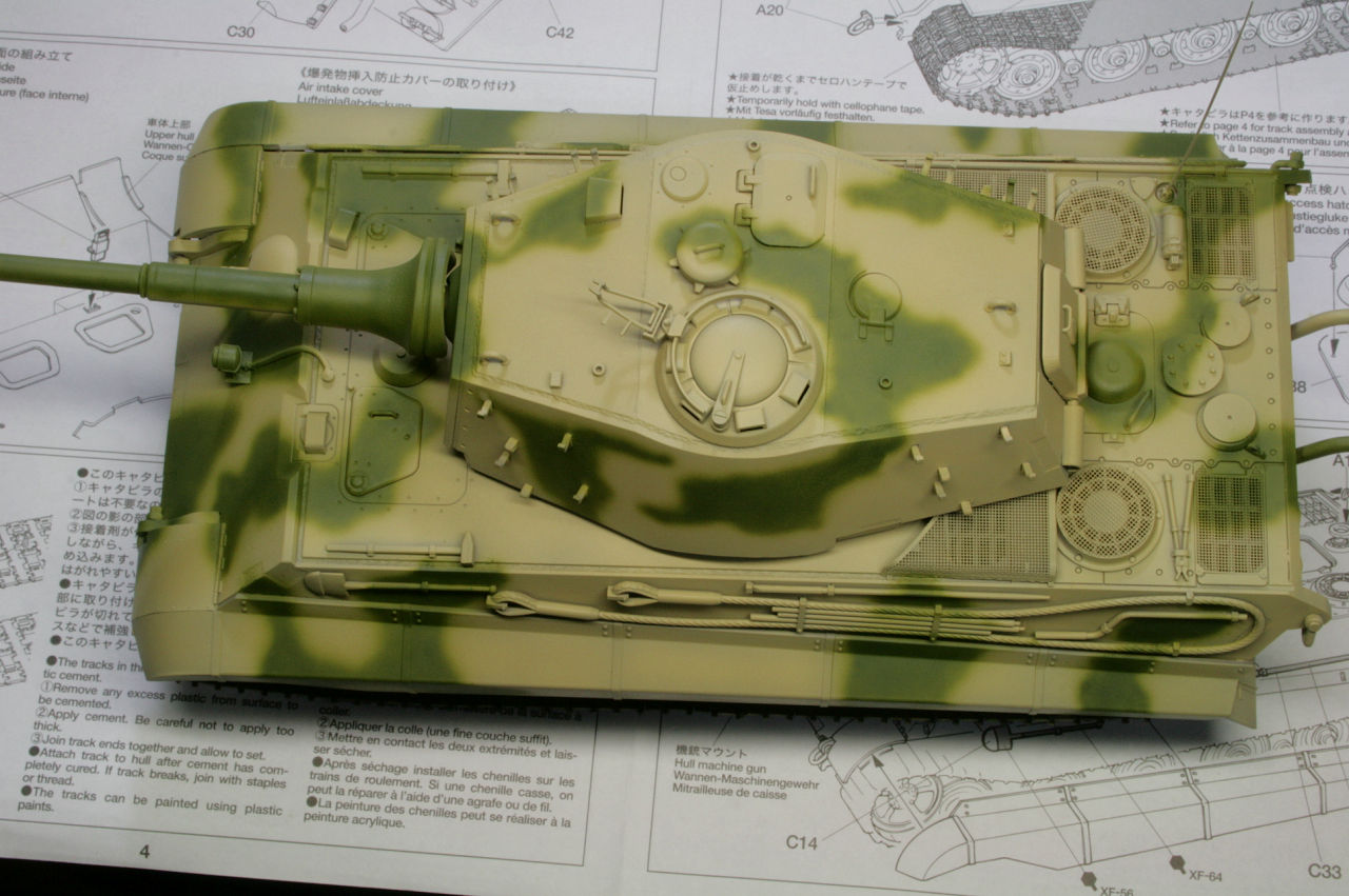 キングタイガーアルデンヌ戦線ダークグリーン迷彩