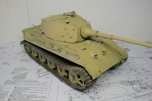 キングタイガーアルデンヌ戦線基本塗装ダークイエロー